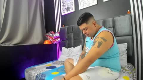 horny_couplefire online show from October 14, 2025, 12:28 pm