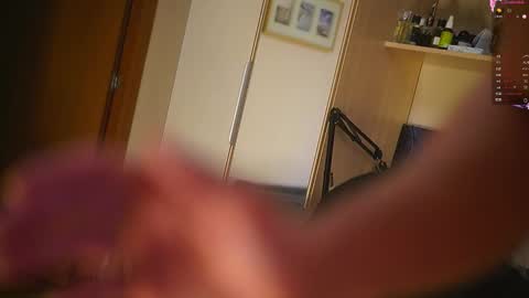 Extaz Athrey Howard online show from November 20, 2025, 12:49 pm