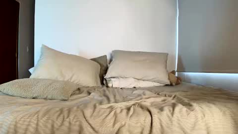 horny_guys_69 online show from October 18, 2025, 7:58 pm