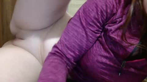 Snapshot of horny_hey chatting on February 3, 2025, 8:35 pm Serena online show from February 3, 2025, 8:35 pm
