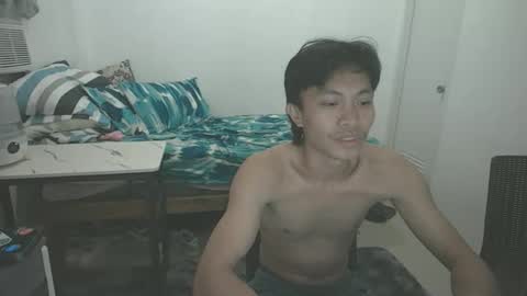 Snapshot of horny_kent4u chatting on April 16, 2026, 3:46 pm horny_kent4u online show from April 16, 2026, 3:46 pm