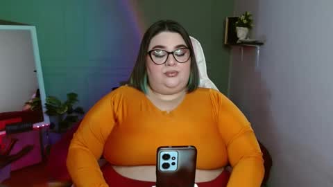 Snapshot of horny_neighbors_ chatting on January 7, 2025, 9:07 am onlyTiffany I broke up with frank 10 days ago online show from January 7, 2025, 9:07 am