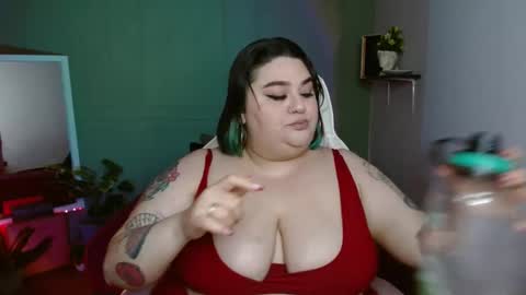 Snapshot of horny_neighbors_ chatting on January 12, 2025, 4:00 am onlyTiffany I broke up with frank 10 days ago online show from January 12, 2025, 4:00 am