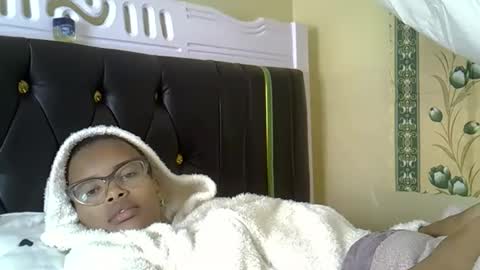 horny_sexy_baby online show from November 16, 2025, 11:21 pm