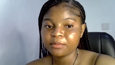 Snapshot of horny_slut0 chatting on February 18, 2026, 10:17 pm Thelma online show from February 18, 2026, 10:17 pm