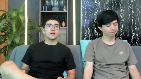 Snapshot of horny_twinks_guys chatting on February 22, 2026, 3:43 pm Alex and Camilo online show from February 22, 2026, 3:43 pm
