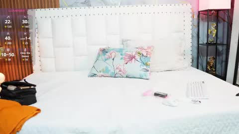 Khloe  online show from May 18, 2026, 12:00 pm