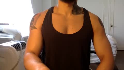 Snapshot of hornybbcxx chatting on October 19, 2025, 5:35 pm hornybbcxx online show from October 19, 2025, 5:35 pm