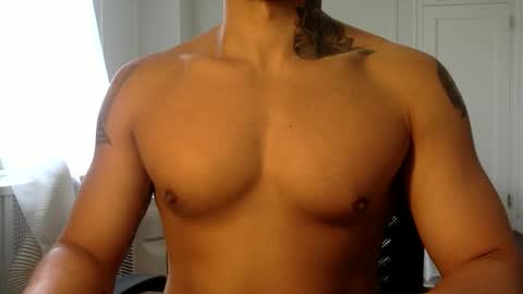 Snapshot of hornybbcxx chatting on October 28, 2025, 6:54 pm hornybbcxx online show from October 28, 2025, 6:54 pm