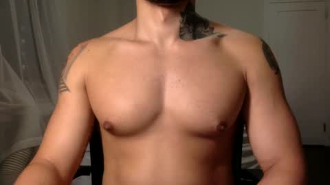 Snapshot of hornybbcxx chatting on October 30, 2025, 5:53 am hornybbcxx online show from October 30, 2025, 5:53 am