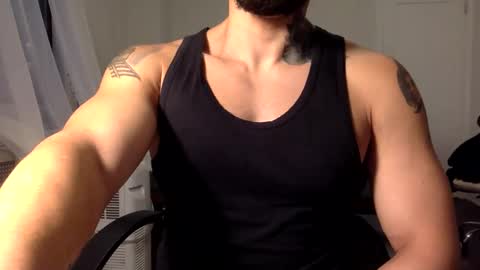 Snapshot of hornybbcxx chatting on November 21, 2025, 9:46 pm hornybbcxx online show from November 21, 2025, 9:46 pm