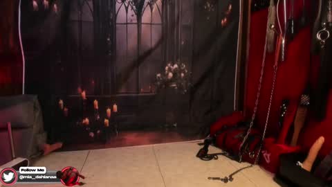 Mia Dahianaa   2  hornydahianax online show from December 28, 2024, 12:26 am