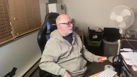 Snapshot of hornyeveryday24hours chatting on January 16, 2025, 1:48 am Brett online show from January 16, 2025, 1:48 am
