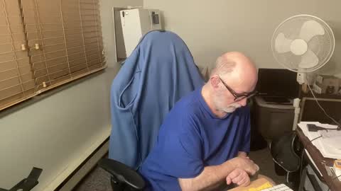 Snapshot of hornyeveryday24hours chatting on January 29, 2025, 6:01 am Brett online show from January 29, 2025, 6:01 am