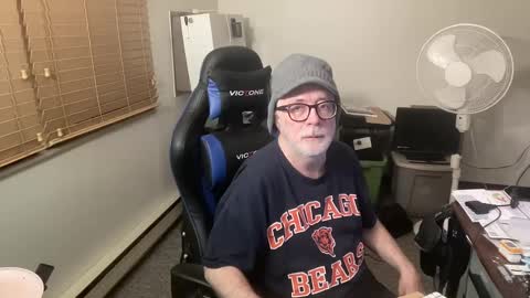 Snapshot of hornyeveryday24hours chatting on February 17, 2025, 3:25 am Brett online show from February 17, 2025, 3:25 am