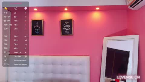 Valentina  online show from December 20, 2024, 12:38 pm