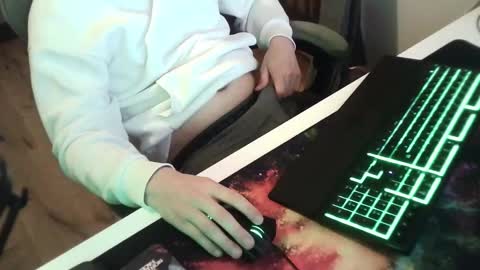 Snapshot of hornyman1998_03 chatting on March 26, 2026, 6:13 pm hornyman1998_03 online show from March 26, 2026, 6:13 pm