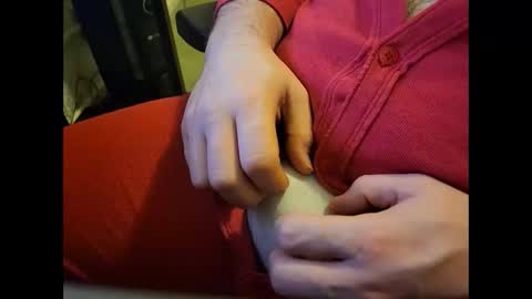 Snapshot of hornynpa chatting on January 19, 2025, 4:22 am Say hi if horny online show from January 19, 2025, 4:22 am