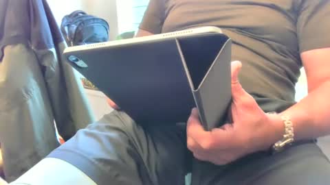 Alex M online show from December 19, 2024, 9:06 pm