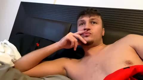 Snapshot of hornystar77 chatting on January 31, 2025, 1:34 pm Ayan online show from January 31, 2025, 1:34 pm