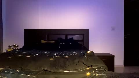 Snapshot of hornystar77 chatting on March 2, 2025, 3:16 pm Ayan online show from March 2, 2025, 3:16 pm