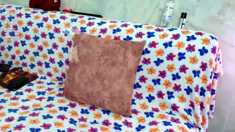 hornytwosomexxx online show from December 15, 2025, 4:06 am