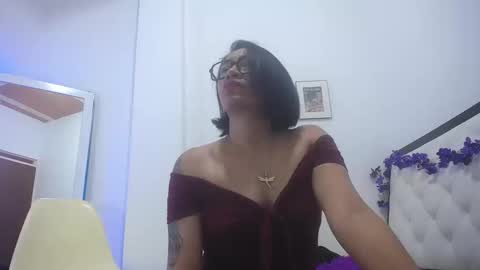 Snapshot of hornywife_ chatting on March 19, 2026, 4:11 pm Agatha online show from March 19, 2026, 4:11 pm