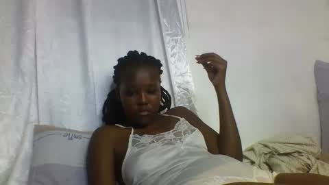 Its Cora online show from October 20, 2025, 4:18 pm