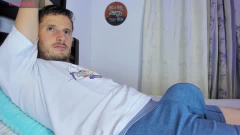 horse_man2 online show from October 16, 2025, 1:50 am