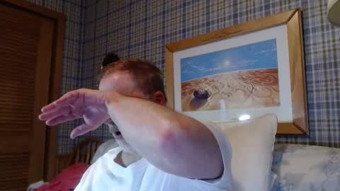 Snapshot of horsebigballs chatting on March 17, 2026, 12:41 pm horsebigballs online show from March 17, 2026, 12:41 pm