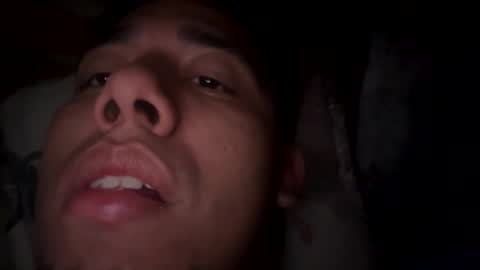 Snapshot of hot2512 chatting on February 23, 2025, 8:22 pm hot2512 online show from February 23, 2025, 8:22 pm