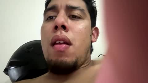 Snapshot of hot2512 chatting on February 27, 2025, 1:16 am hot2512 online show from February 27, 2025, 1:16 am