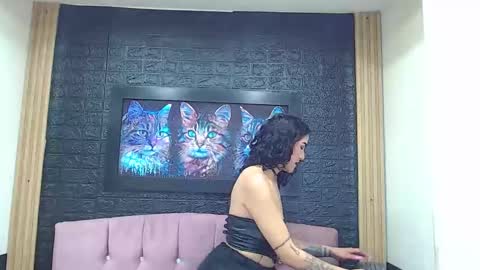 Snapshot of hot_and_fucking_girl chatting on October 24, 2025, 8:16 pm hot_and_fucking_girl online show from October 24, 2025, 8:16 pm