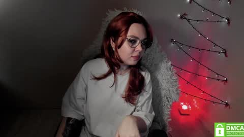Snapshot of hot_babayaga chatting on December 18, 2024, 6:35 pm online show from December 18, 2024, 6:35 pm