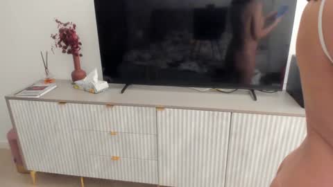 Snapshot of hot_babes_live chatting on March 5, 2025, 8:00 pm AnaVicky online show from March 5, 2025, 8:00 pm