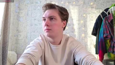 Snapshot of hot_boy_oscar chatting on January 17, 2026, 11:04 am Oscar online show from January 17, 2026, 11:04 am