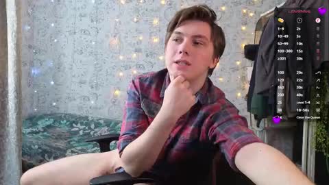 Snapshot of hot_boy_oscar chatting on February 10, 2026, 11:14 am Oscar online show from February 10, 2026, 11:14 am