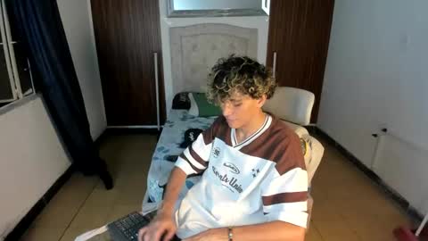 hot bunny online show from November 15, 2025, 1:25 am