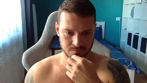 Snapshot of hot_cap_77 chatting on October 17, 2025, 12:41 pm hot_cap_77 online show from October 17, 2025, 12:41 pm