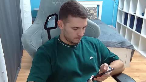 Snapshot of hot_cap_77 chatting on November 28, 2025, 6:21 pm hot_cap_77 online show from November 28, 2025, 6:21 pm