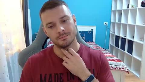 Snapshot of hot_cap_77 chatting on December 14, 2025, 3:28 pm hot_cap_77 online show from December 14, 2025, 3:28 pm