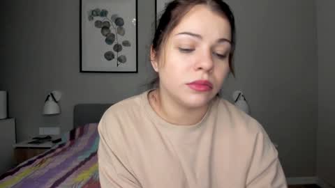 Snapshot of hot_chill__ chatting on January 11, 2025, 5:07 pm LiluCaroline online show from January 11, 2025, 5:07 pm