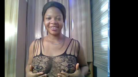 Snapshot of hot_choco_choco chatting on December 14, 2025, 8:20 am peace online show from December 14, 2025, 8:20 am