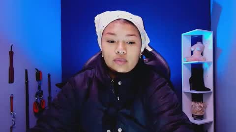 hot chocolate 4u online show from November 12, 2025, 12:16 pm