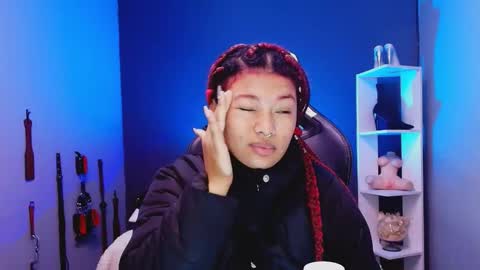 hot chocolate 4u online show from December 3, 2025, 12:14 pm