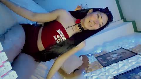 its me CLAUDIA online show from March 5, 2025, 3:51 am