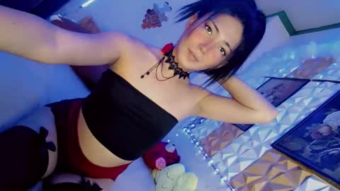 its me CLAUDIA online show from March 9, 2025, 7:23 am