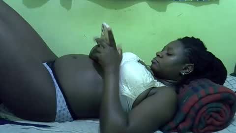 Snapshot of hot_girlly chatting on February 17, 2026, 8:11 am hot_girlly online show from February 17, 2026, 8:11 am