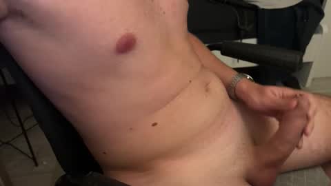 Snapshot of hot_guy2001 chatting on September 9, 2025, 9:58 pm hot_guy2001 online show from September 9, 2025, 9:58 pm