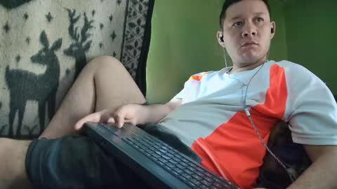 hot_guy36 online show from March 30, 2026, 3:35 pm